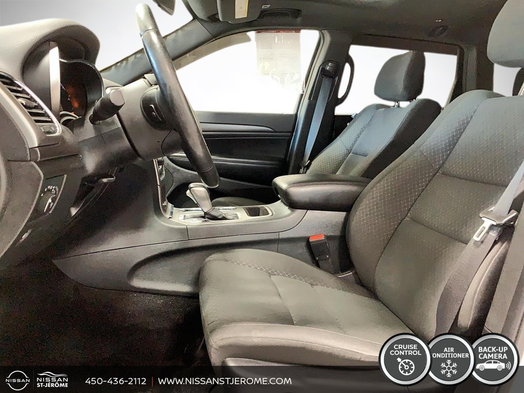 Jeep Grand Cherokee Laredo 4X4 MAGS CRUISE DÉMARREUR CAMÉRA BLUETOOTH 2018 à Saint-Jérôme, Québec - 9 - w1024h768px