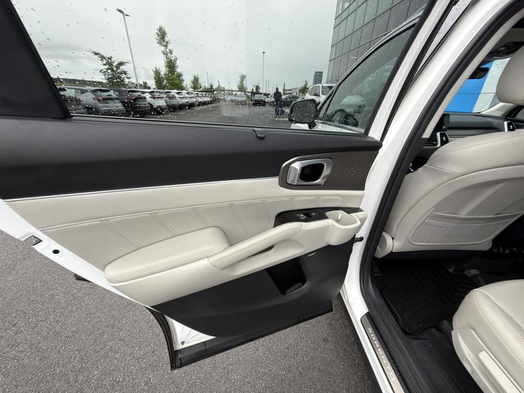 2022 Kia Sorento SX AWD w/Grey Interior in Charlemagne, Quebec - 15 - w1024h768px