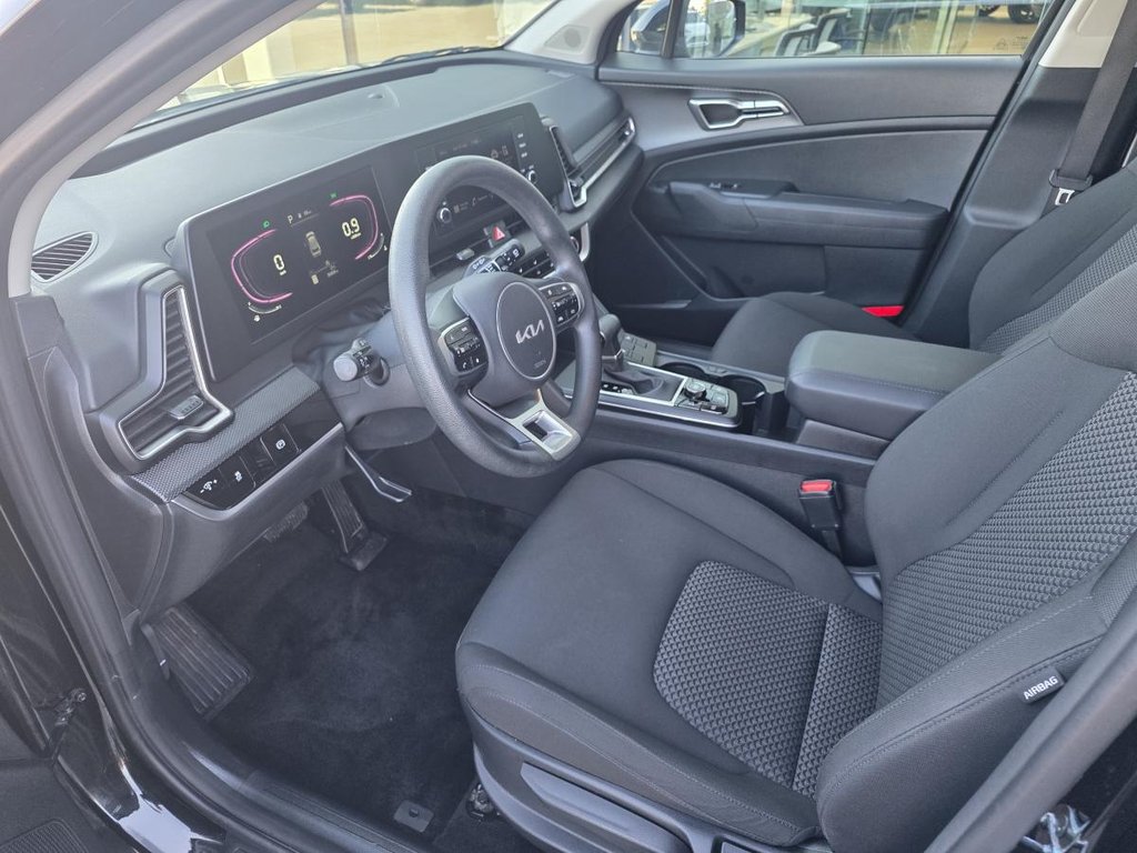 Kia Sportage LX FWD 2025 à Saint-Jérôme, Québec - 9 - w1024h768px