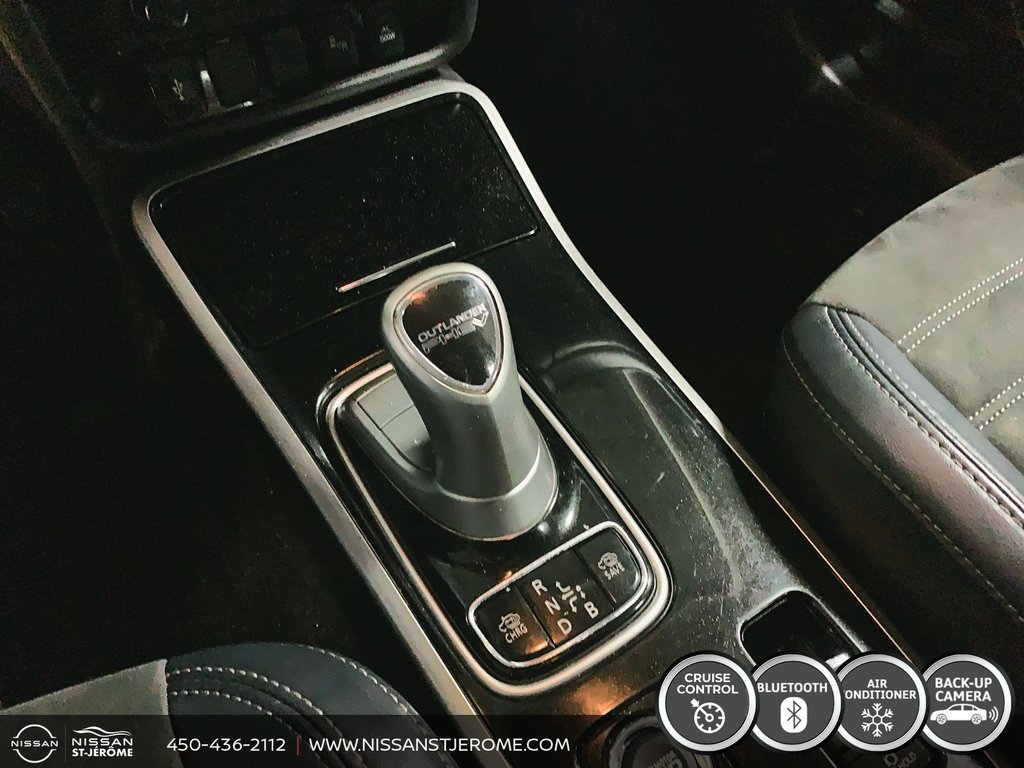 2019 Mitsubishi Outlander PHEV SEL HYBRIDE RECHARGEABLE PNEUS HIVER INCLUS MAGS in Charlemagne, Quebec - 15 - w1024h768px