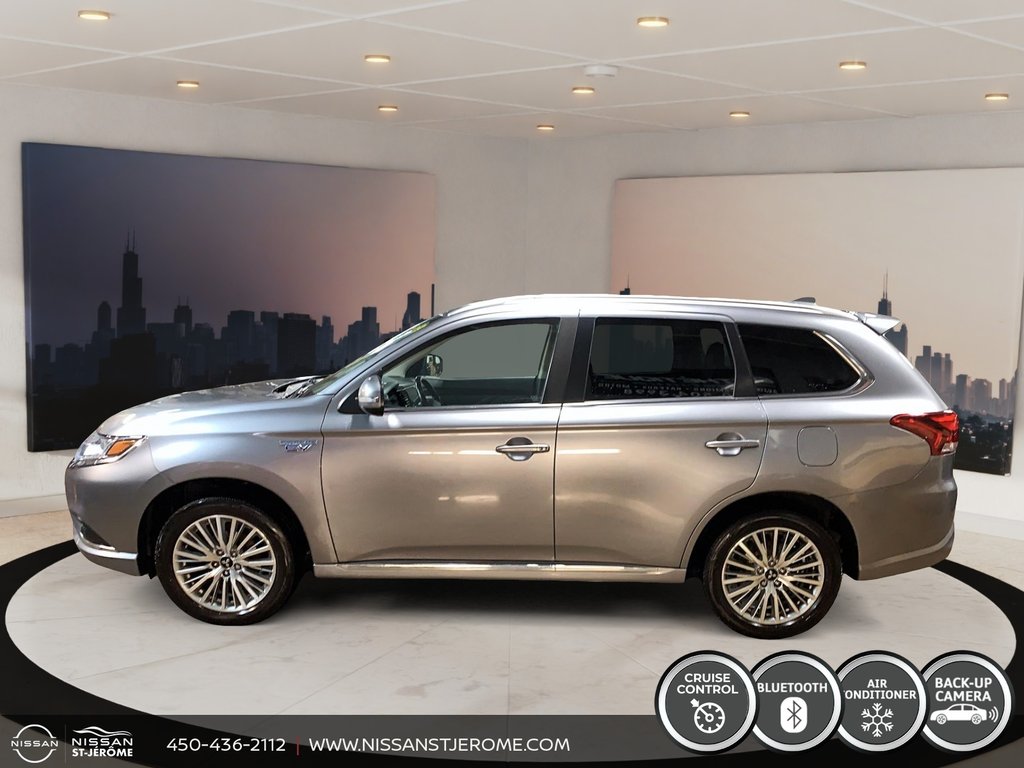 2019 Mitsubishi Outlander PHEV SEL HYBRIDE RECHARGEABLE PNEUS HIVER INCLUS MAGS in Charlemagne, Quebec - 6 - w1024h768px