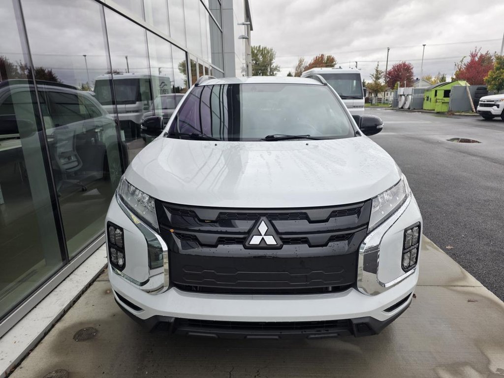 2022 Mitsubishi RVR SE AWC in Charlemagne, Quebec - 2 - w1024h768px