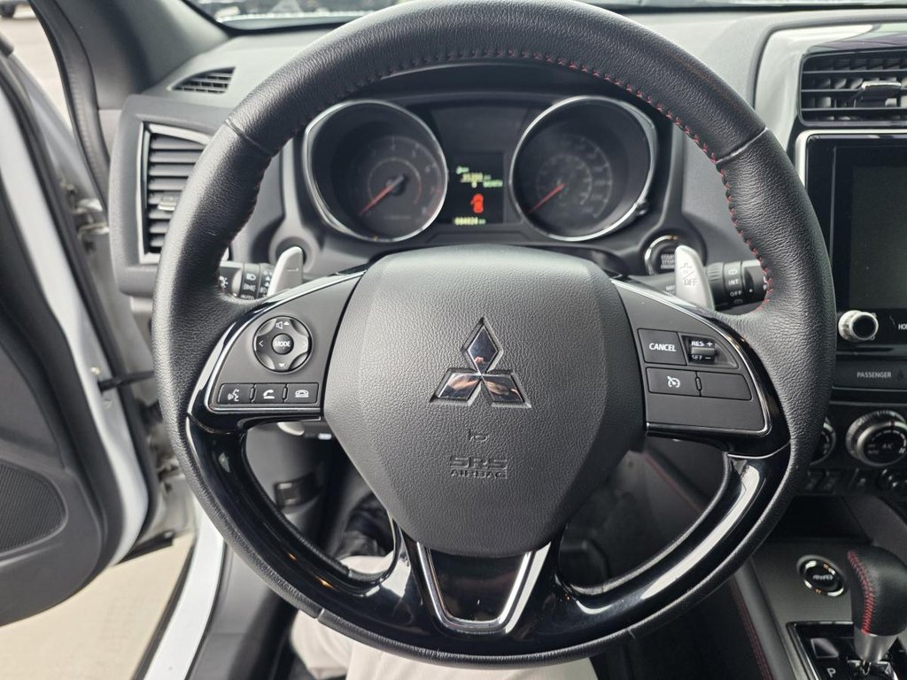 2022 Mitsubishi RVR SE AWC in Charlemagne, Quebec - 12 - w1024h768px