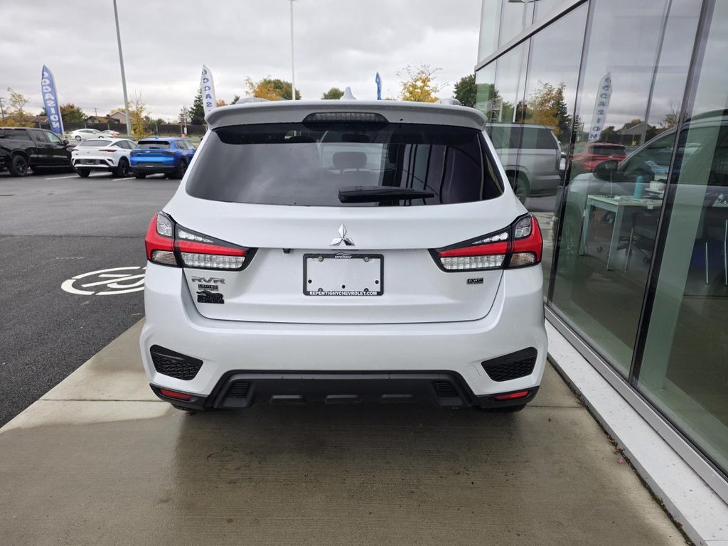 2022 Mitsubishi RVR SE AWC in Charlemagne, Quebec - 6 - w1024h768px