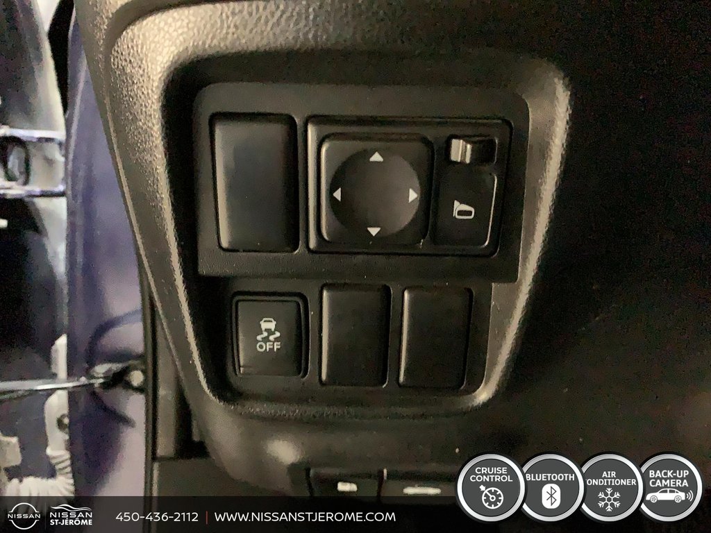 Nissan JUKE SV A/C BLUETOOTH MAGS 6 VITESSES CAMÉRA RECUL 2015 à Charlemagne, Québec - 16 - w1024h768px