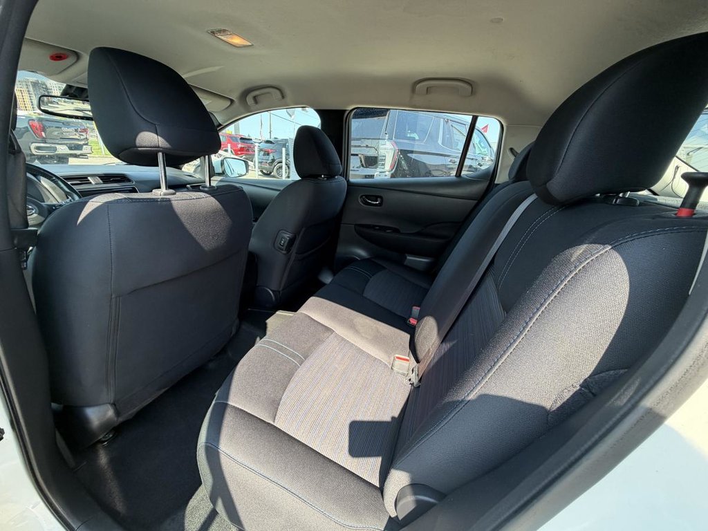 2019 Nissan LEAF SV in Saint-Jérôme, Quebec - 9 - w1024h768px