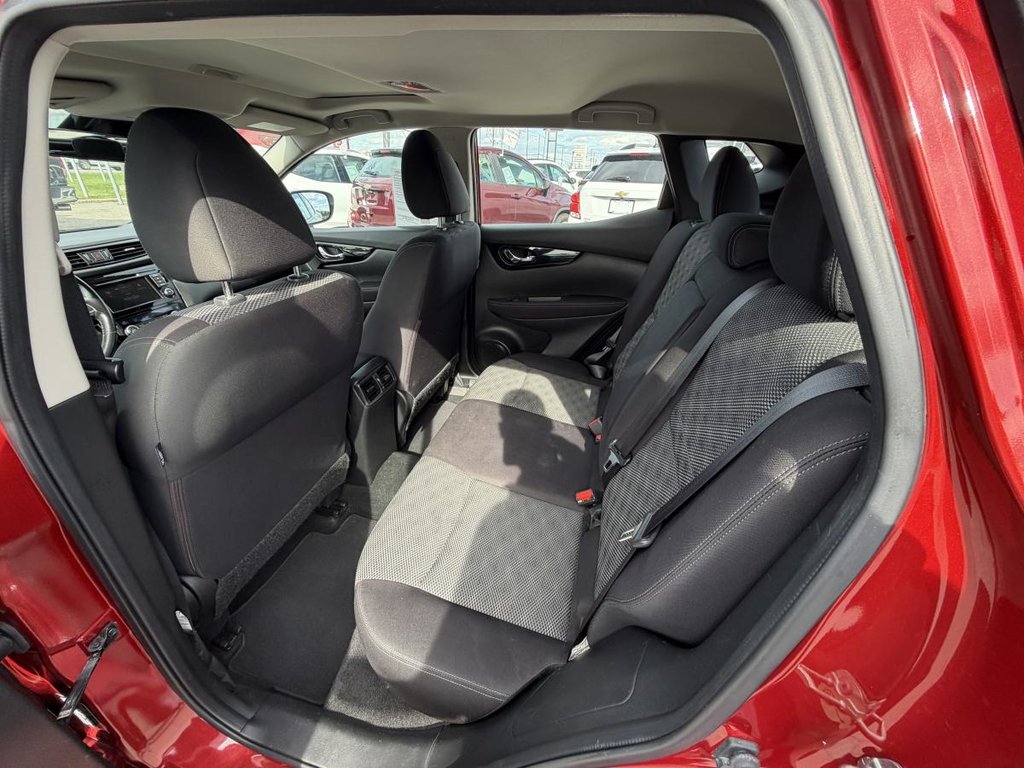 2019 Nissan Qashqai S in Saint-Jérôme, Quebec - 9 - w1024h768px