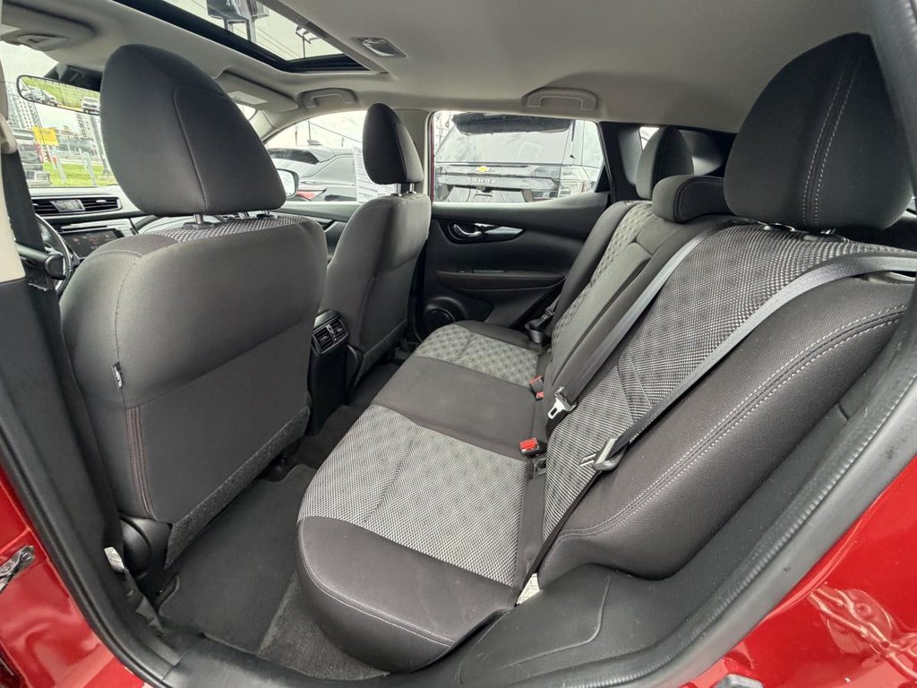 2019 Nissan Qashqai S in Saint-Jérôme, Quebec - 8 - w1024h768px