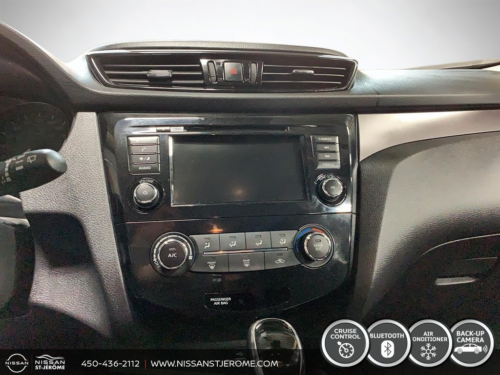 Nissan Qashqai S TRACTION MAGS CAMÉRA RECUL BLUETOOTH SIÈGES CH 2021 à Saint-Jérôme, Québec - 14 - w1024h768px