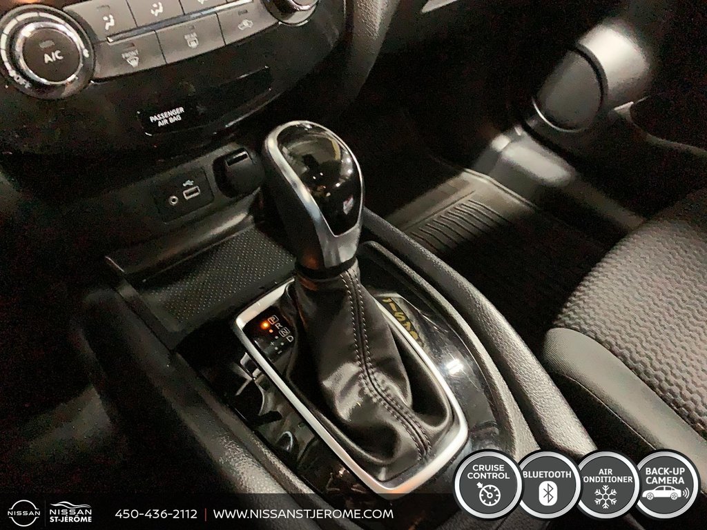 Nissan Qashqai S TRACTION MAGS CAMÉRA RECUL BLUETOOTH SIÈGES CH 2021 à Saint-Jérôme, Québec - 15 - w1024h768px