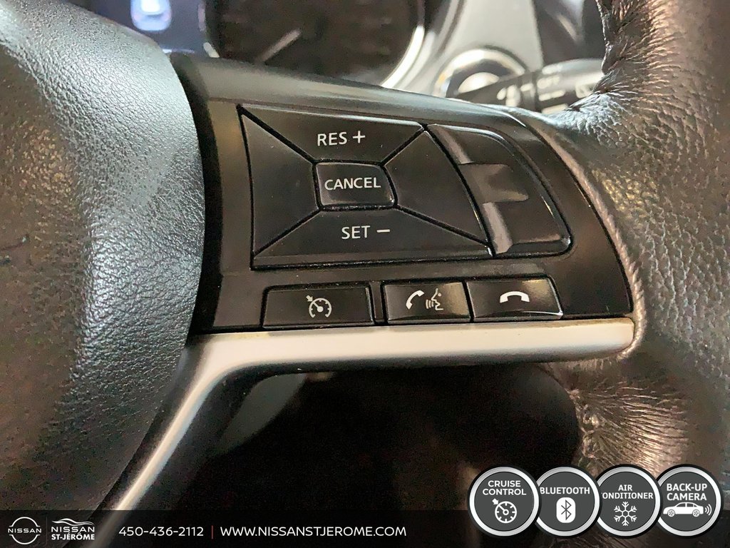 Nissan Rogue SV AWD MAGS CAMÉRA CRUISE BLUETOOTH CLÉ INTEL 2017 à Charlemagne, Québec - 18 - w1024h768px