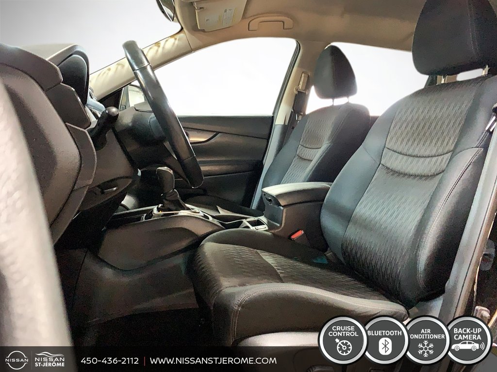 Nissan Rogue SV AWD MAGS CAMÉRA CRUISE BLUETOOTH CLÉ INTEL 2017 à Charlemagne, Québec - 9 - w1024h768px