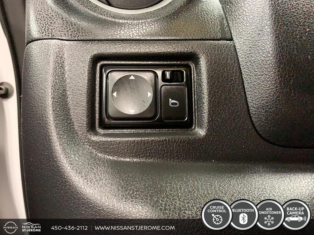 Nissan Versa Note SV AUTOMATIQUE A/C BLUETOOTH CAMÉRA RECUL 2014 à Saint-Jérôme, Québec - 17 - w1024h768px
