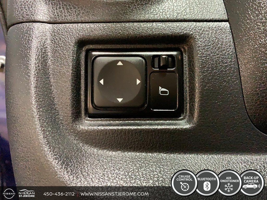 Nissan Versa Note SR 8 MAGS PNEUS HIVER SIÈGES CHAUFFANTS NAVIGATION 2018 à Charlemagne, Québec - 16 - w1024h768px