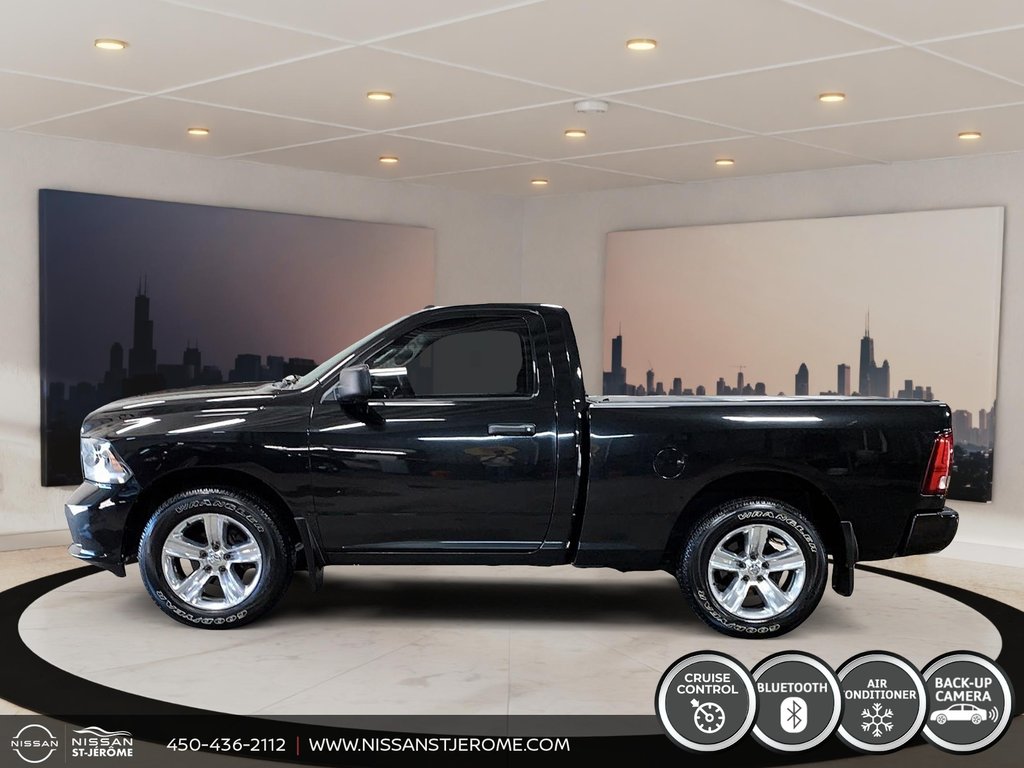 2015 Ram 1500 Express 2X4 BOITE 6.5 PIEDS BLACK ON BLACK in Charlemagne, Quebec - 6 - w1024h768px