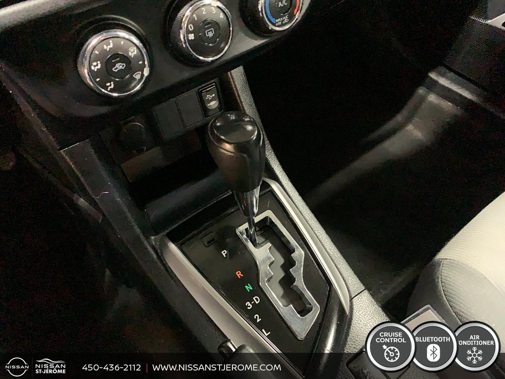 2016 Toyota Corolla L PNEUS HIVER ET ÉTÉ GROUPE ÉLECTRIQUE A/C in Charlemagne, Quebec - 15 - w1024h768px