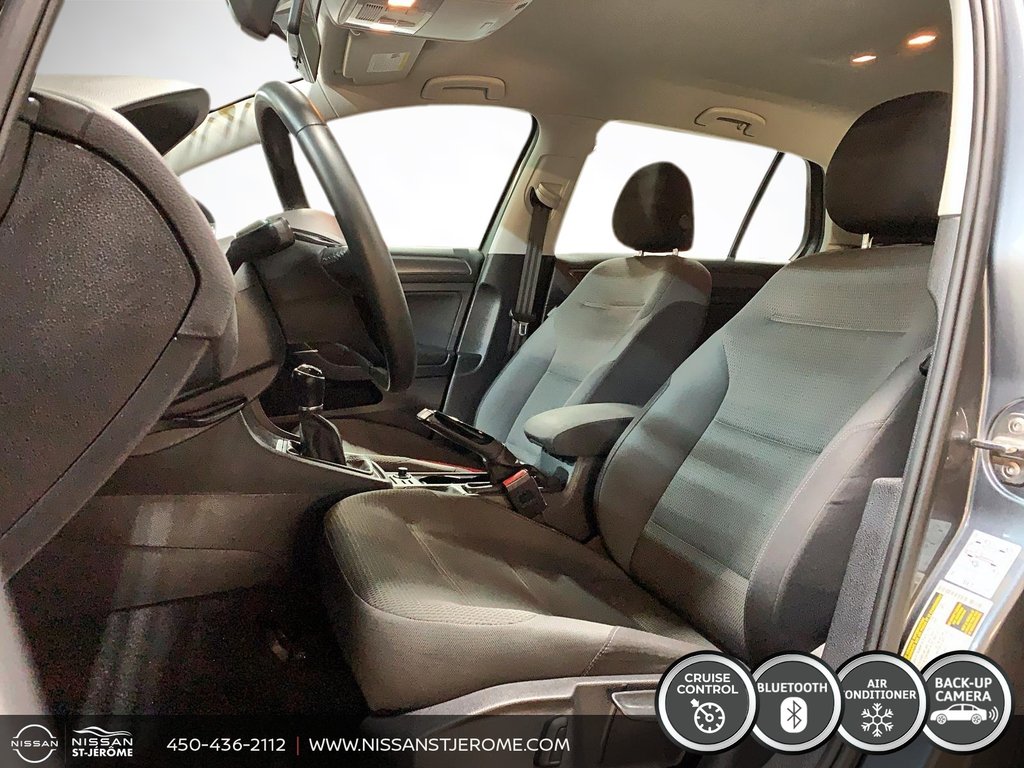 2021 Volkswagen Golf COMFORTLINE MANUELLE 6 VITESSES MAGS CAMERA USB in Charlemagne, Quebec - 9 - w1024h768px