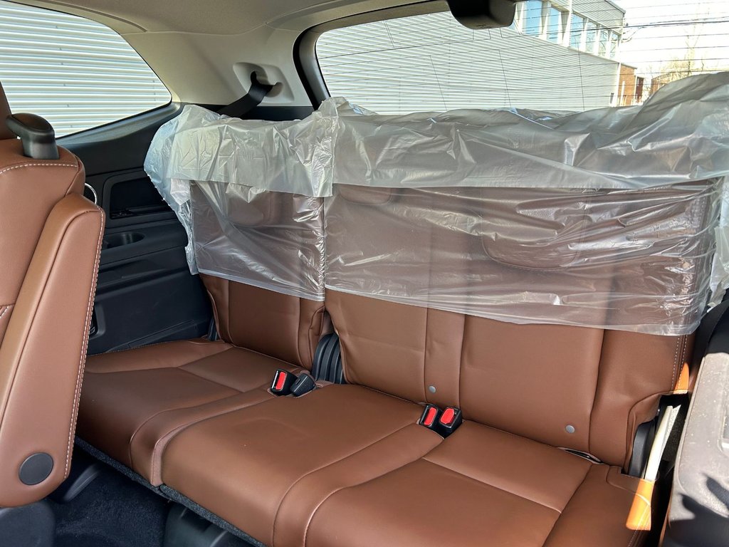 2025 Subaru ASCENT Premier (7 Pass.) in Charlemagne, Quebec - 6 - w1024h768px