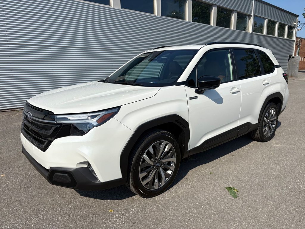 Subaru Forester e-BOXER Hybrid Hybrid Premier 2026 à Charlemagne, Québec - 1 - w1024h768px