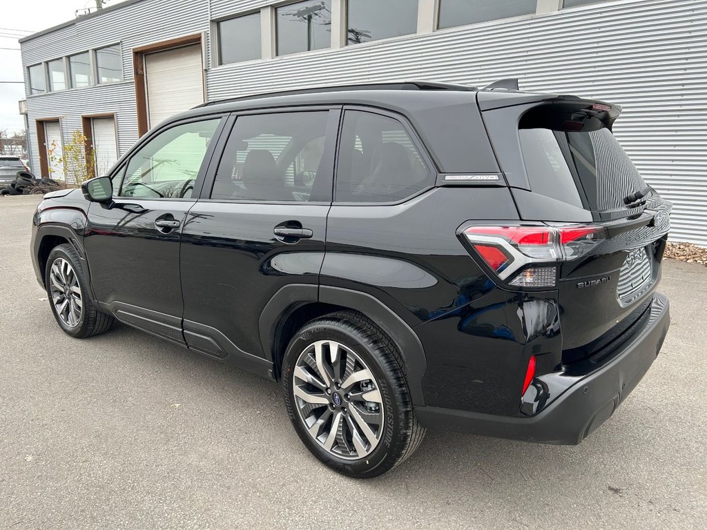 Subaru Forester Premier 2026 à Charlemagne, Québec - 3 - w1024h768px