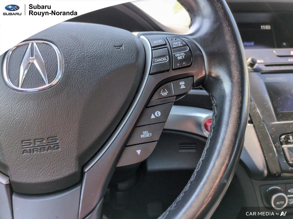 2017 Acura ILX in Rouyn-Noranda, Quebec - 12 - w1024h768px