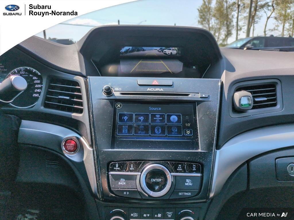 2017 Acura ILX in Rouyn-Noranda, Quebec - 13 - w1024h768px