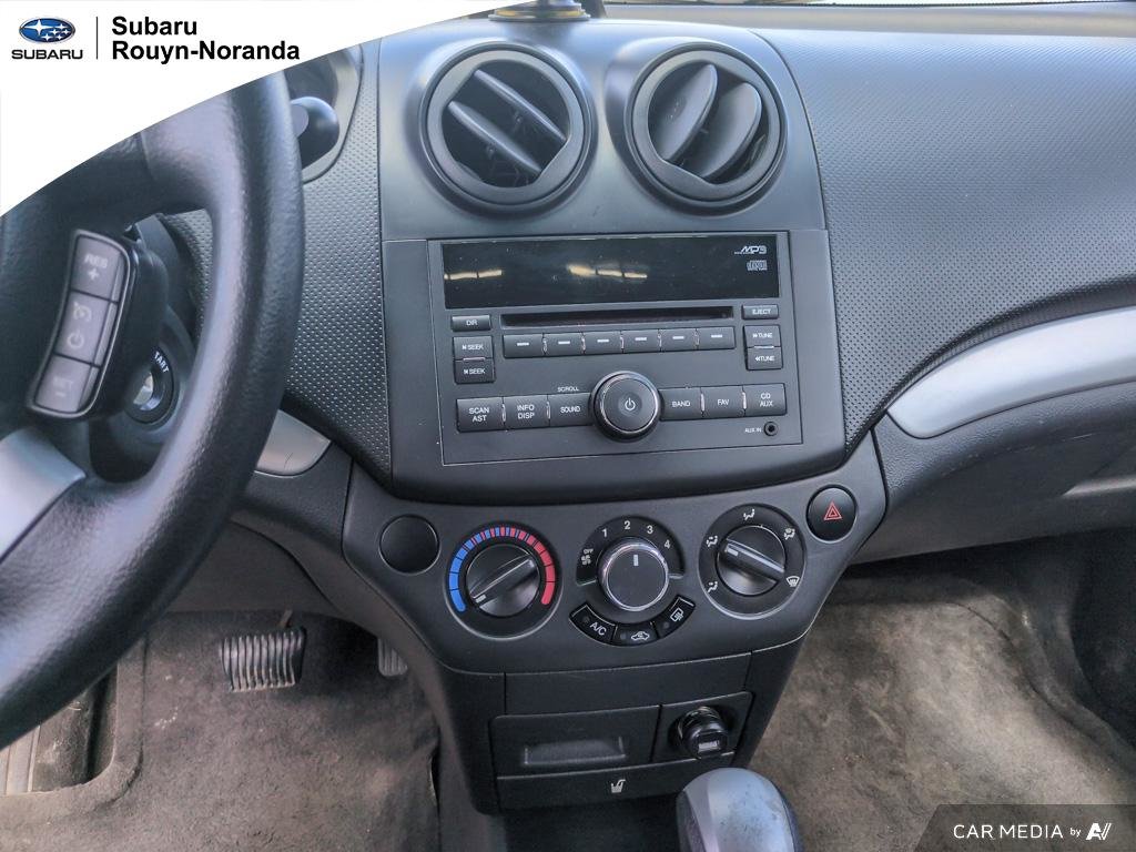 2010 Chevy Cars Aveo LT in Rouyn-Noranda, Quebec - 10 - w1024h768px
