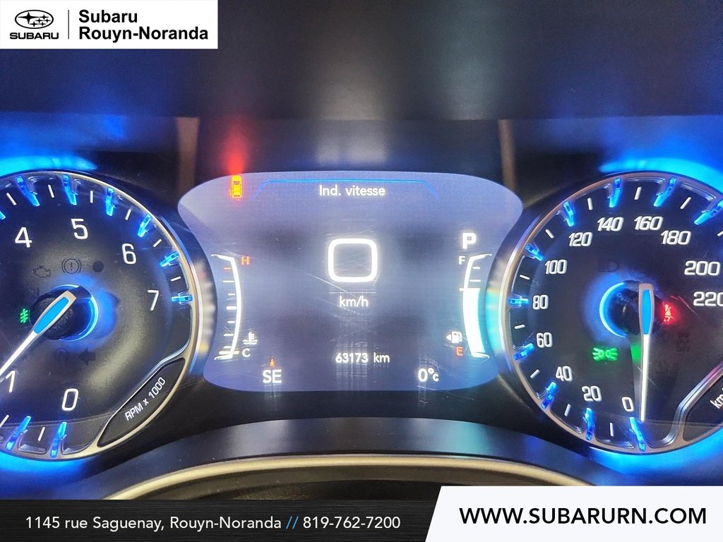 Chrysler Passenger Vans Pacifica Touring 2023 à Rouyn-Noranda, Québec - 12 - w1024h768px