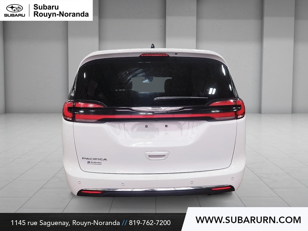 Chrysler Passenger Vans Pacifica Touring 2023 à Rouyn-Noranda, Québec - 3 - w1024h768px