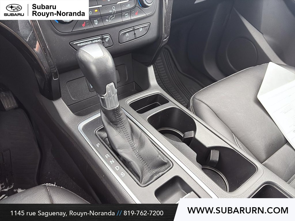 2017 Ford Utility Vehicles Escape Titanium in Rouyn-Noranda, Quebec - 13 - w1024h768px