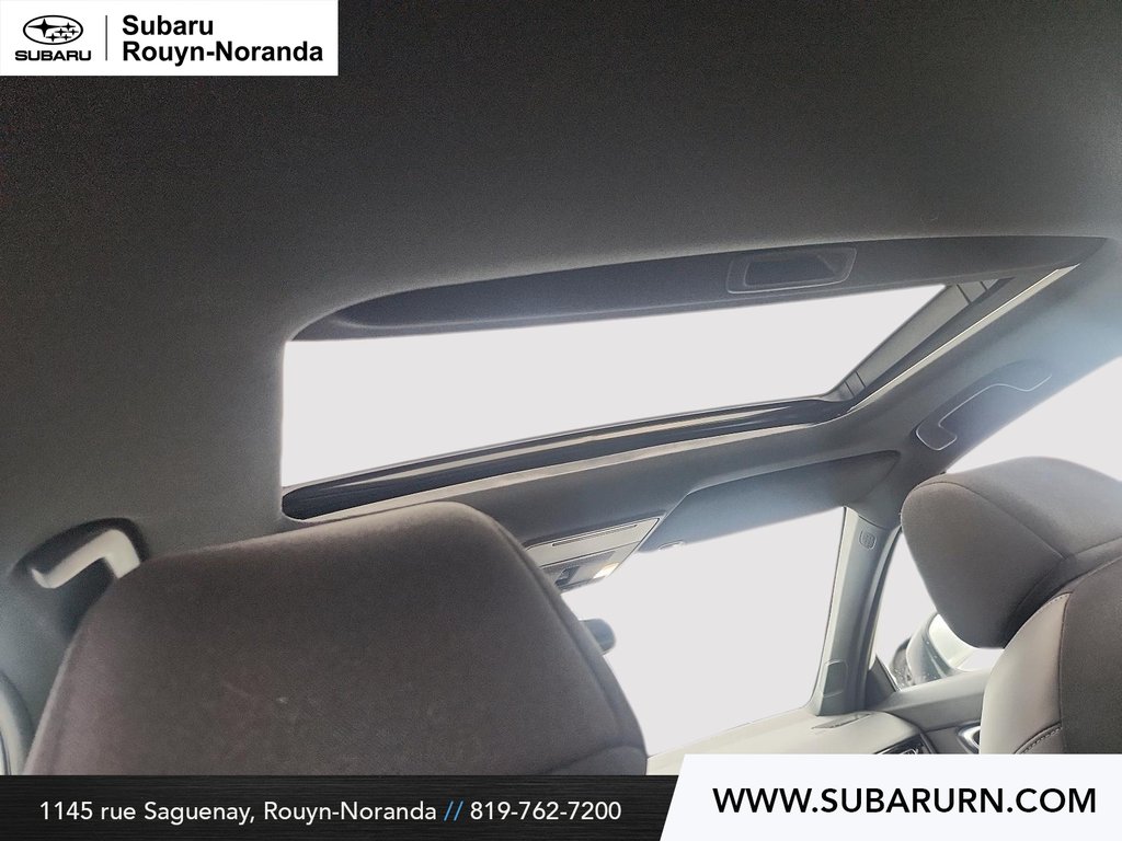 2022 Honda Civic Hatchback in Rouyn-Noranda, Quebec - 14 - w1024h768px