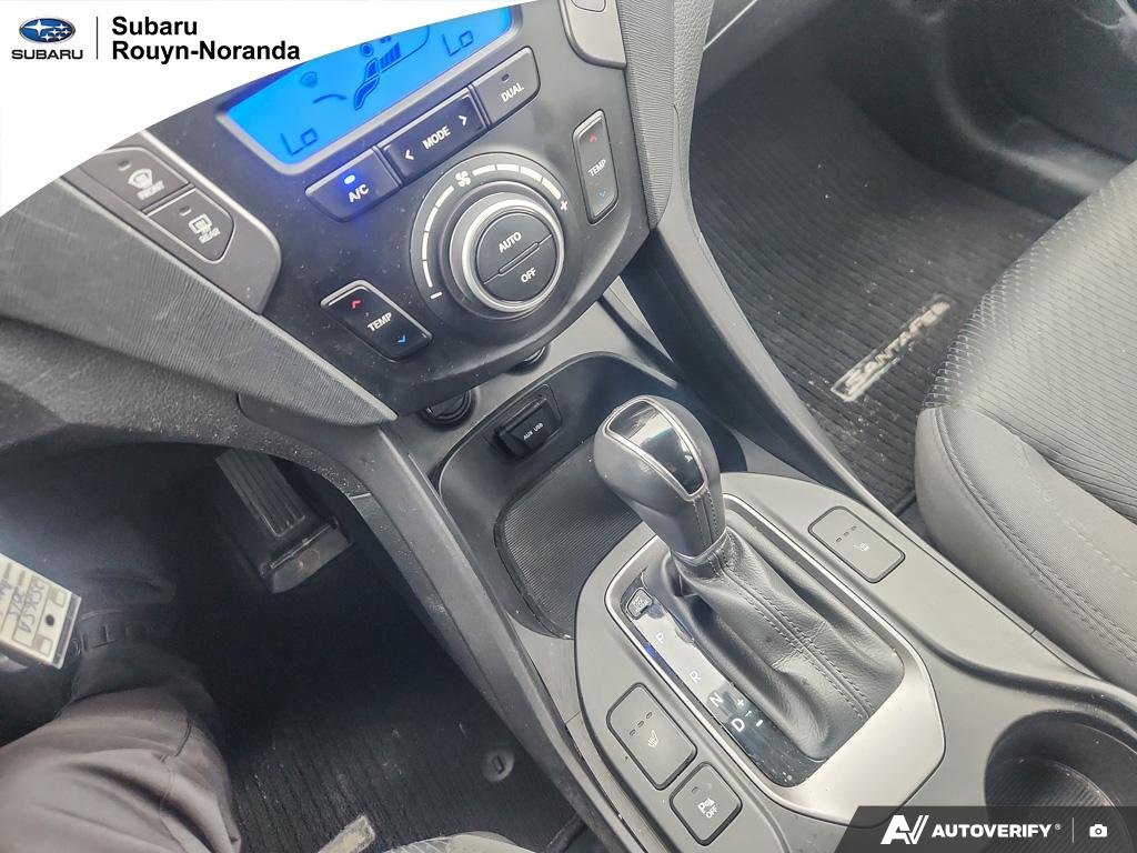 2015 Hyundai Santa Fe Sport Premium in Rouyn-Noranda, Quebec - 9 - w1024h768px