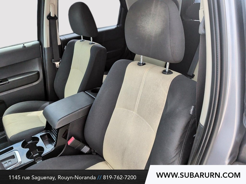 2008 Mazda Cars Tribute GX in Rouyn-Noranda, Quebec - 8 - w1024h768px