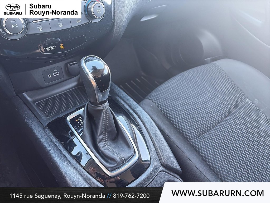 2022 Nissan Qashqai S in Rouyn-Noranda, Quebec - 11 - w1024h768px