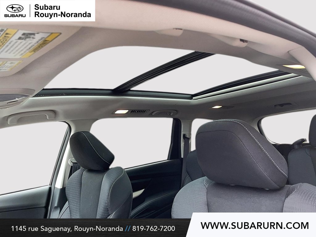 2022 Subaru Ascent Touring in Rouyn-Noranda, Quebec - 13 - w1024h768px