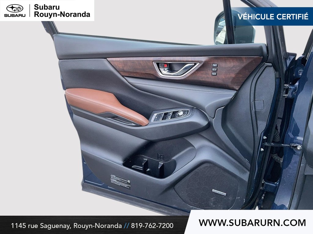 2023 Subaru Ascent Premier in Rouyn-Noranda, Quebec - 10 - w1024h768px