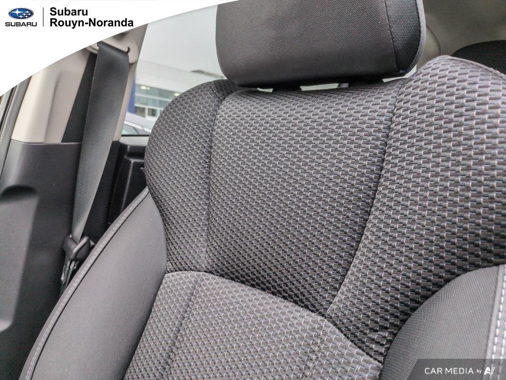 Subaru Forester Touring 2023 à Rouyn-Noranda, Québec - 13 - w1024h768px