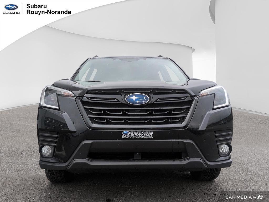 Subaru Forester Touring 2023 à Rouyn-Noranda, Québec - 2 - w1024h768px