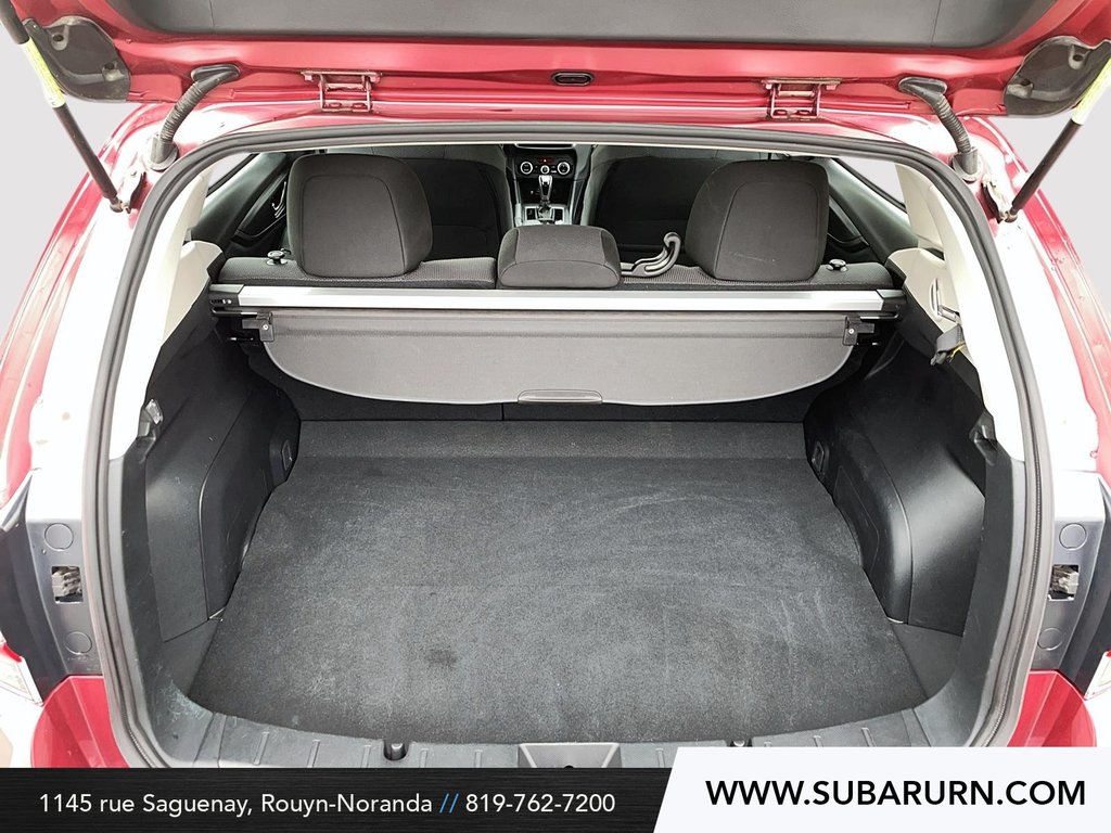 2022 Subaru Impreza Touring in Rouyn-Noranda, Quebec - 6 - w1024h768px