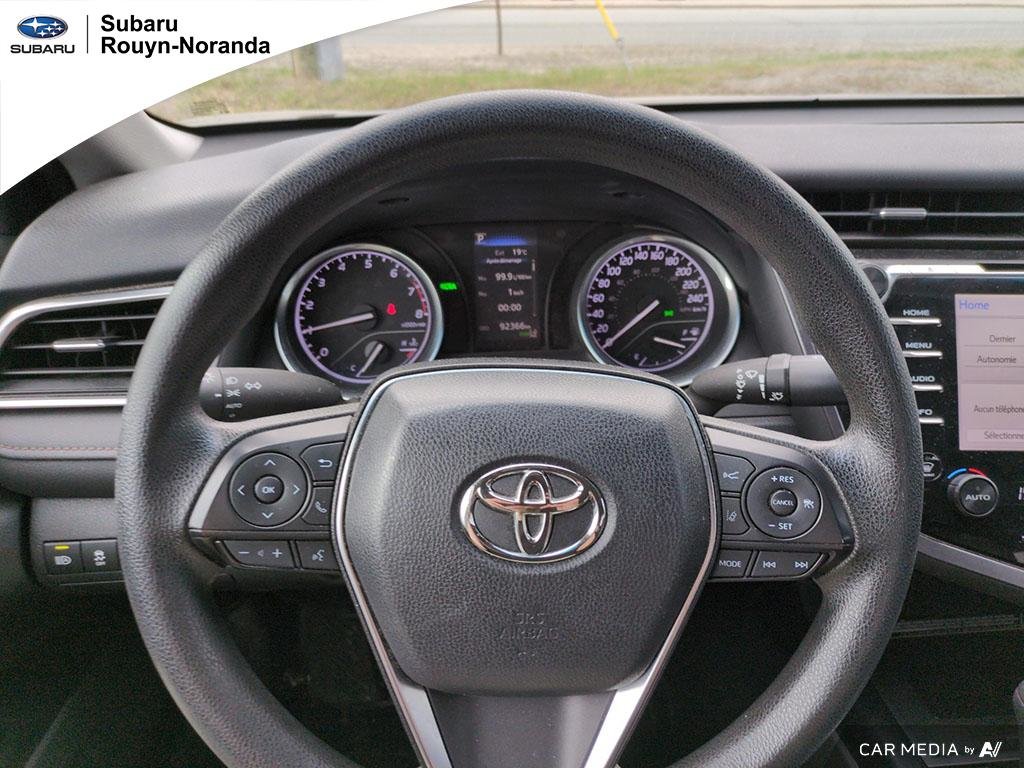 2018 Toyota Cars Camry LE in Rouyn-Noranda, Quebec - 10 - w1024h768px