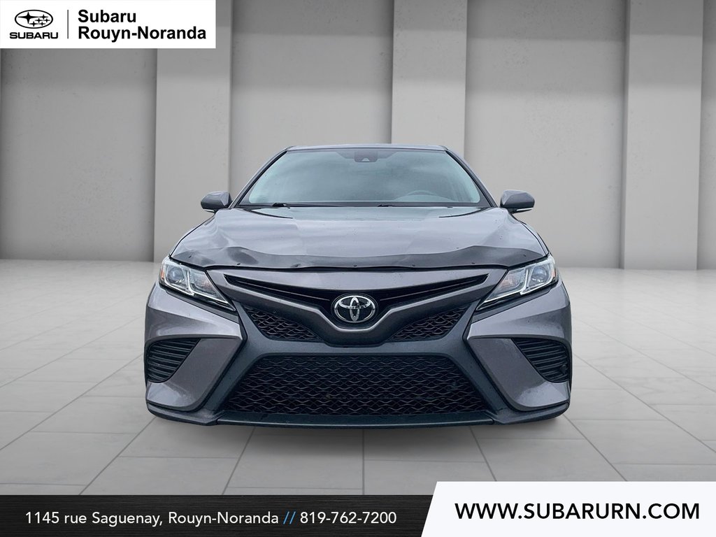 2019 Toyota Cars Camry SE in Rouyn-Noranda, Quebec - 2 - w1024h768px