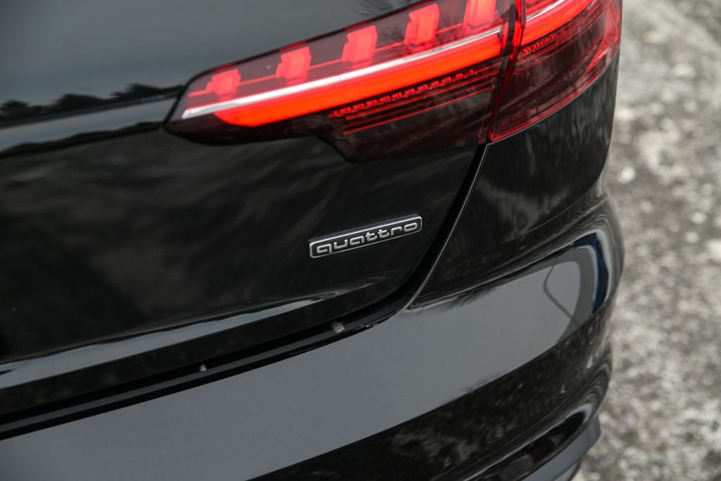 Audi A4 Sedan Komfort, AWD, Cuir Toit ouvrant Mags, Carplay 2024 à Sainte-Julie, Québec - 8 - w1024h768px