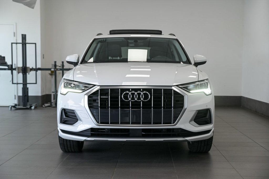 2020 Audi Q3 Komfort AWD Cuir Toit pano Sièges chauffants in Sainte-Julie, Quebec - 4 - w1024h768px