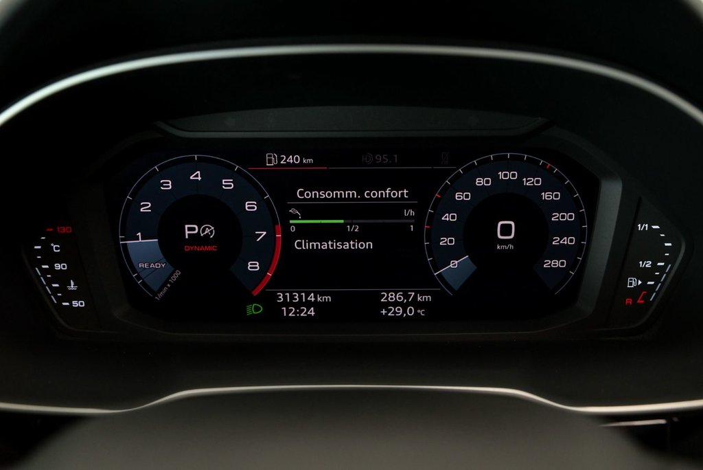 2020 Audi Q3 Komfort AWD Cuir Toit pano Sièges chauffants in Sainte-Julie, Quebec - 13 - w1024h768px