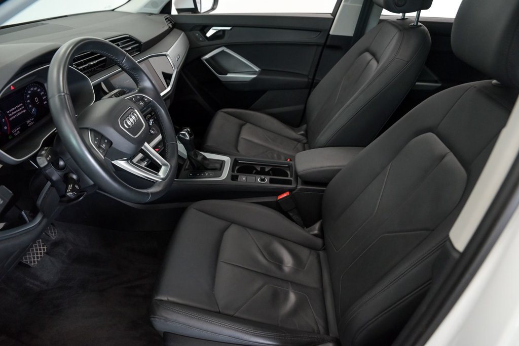 2020 Audi Q3 Komfort AWD Cuir Toit pano Sièges chauffants in Sainte-Julie, Quebec - 9 - w1024h768px
