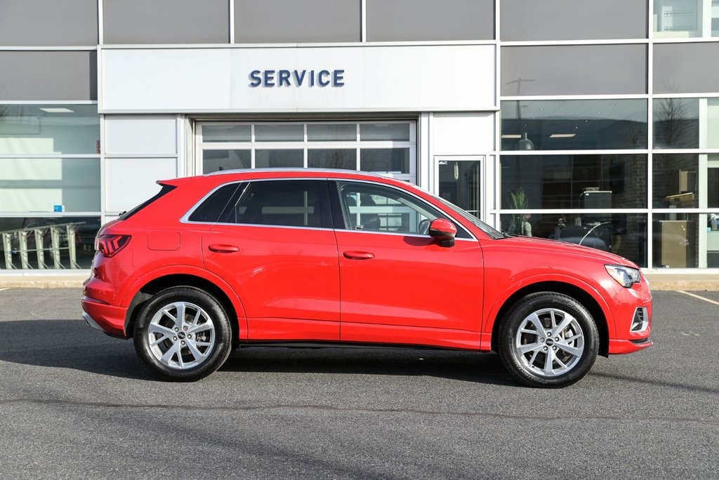 Q3 Progressiv Carplay Toit pano Volant chauffant 2022 à Sainte-Julie, Québec - 5 - w1024h768px