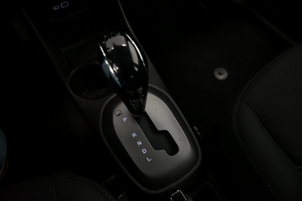 2022 Chevrolet Spark LS Carplay Caméra de recul Bluetooth in Sainte-Julie, Quebec - 12 - w1024h768px