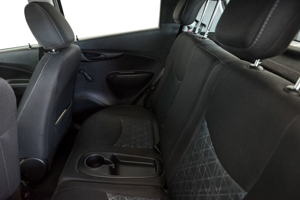 2022 Chevrolet Spark LS Carplay Caméra de recul Bluetooth in Sainte-Julie, Quebec - 13 - w1024h768px