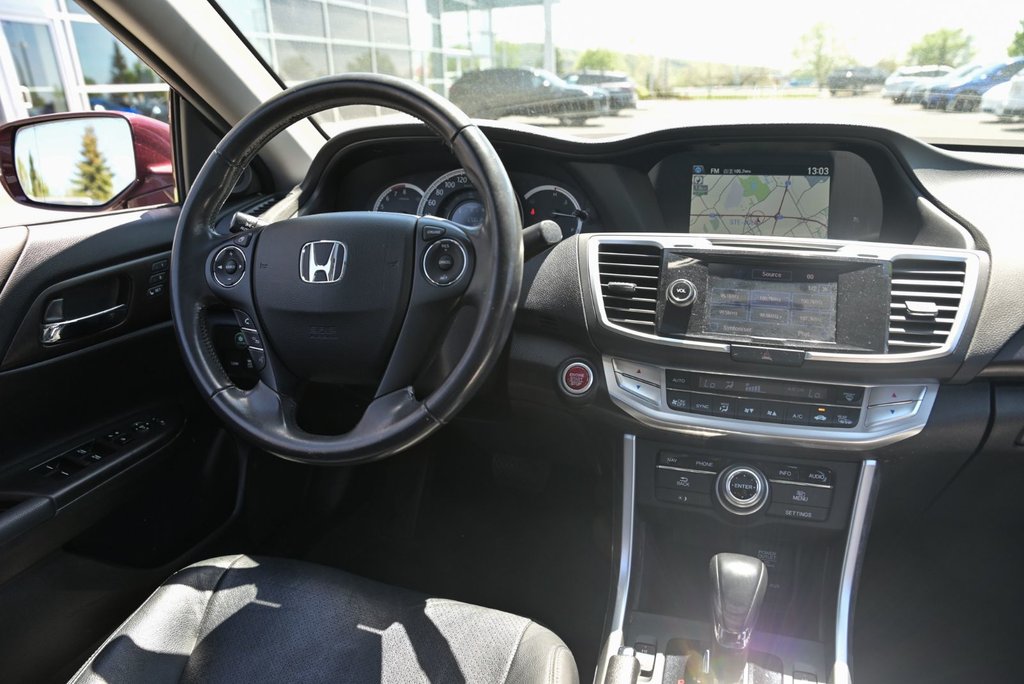 2013 Honda Accord Sedan Touring, Bancs Chauffants in Sainte-Julie, Quebec - 26 - w1024h768px