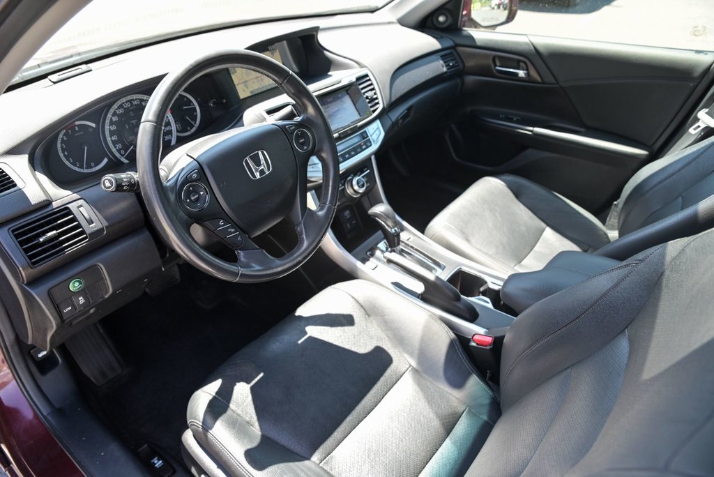 2013 Honda Accord Sedan Touring, Bancs Chauffants in Sainte-Julie, Quebec - 13 - w1024h768px